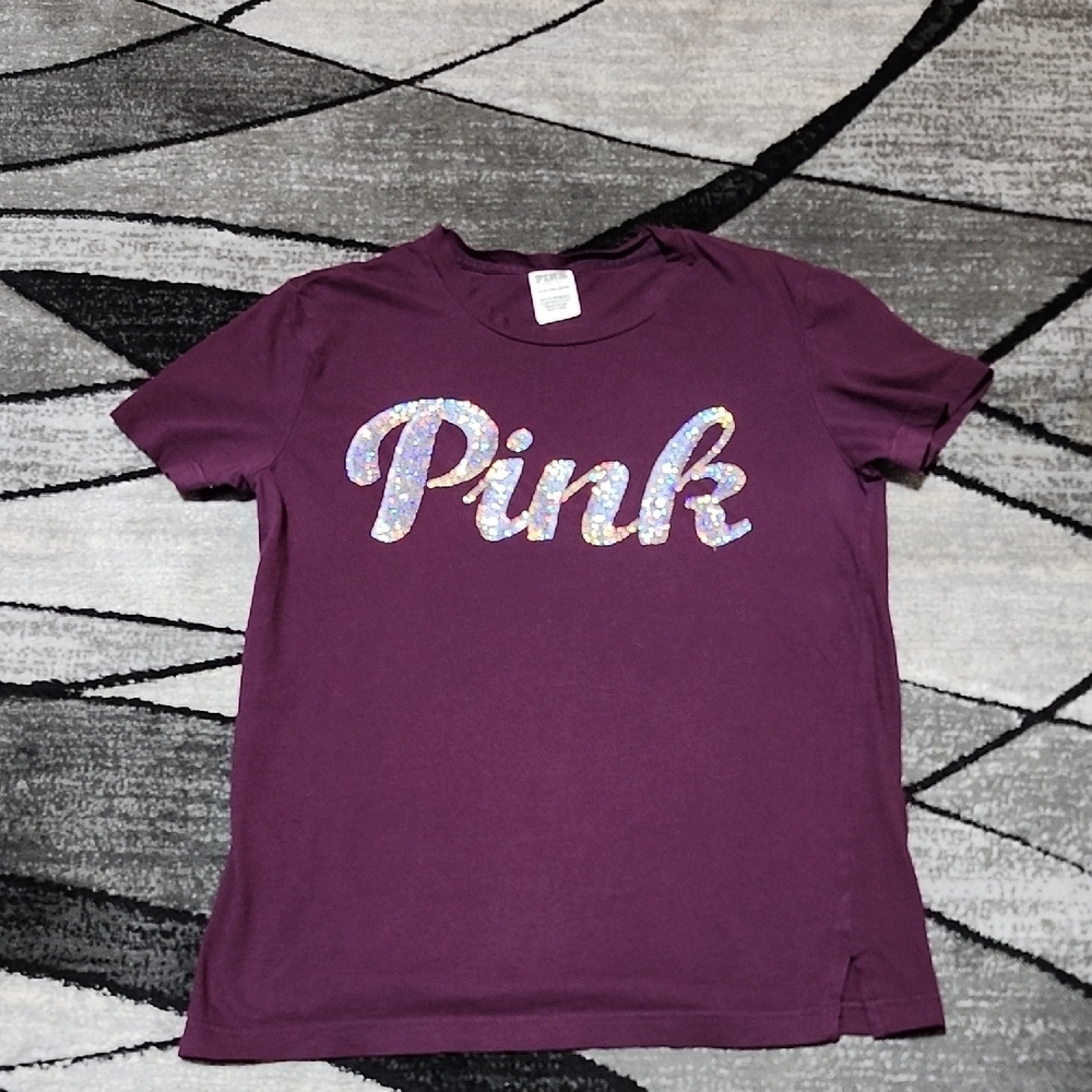 VS PINK IRIDESCENT SEQUINS MAROON CAMPUS CREW-NECK TEE-SHIRT